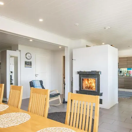 Isokoskelo By Interhome * Pertunmaa