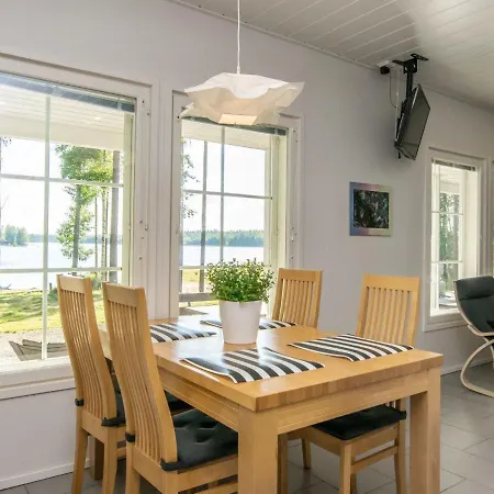 Isokoskelo By Interhome 펜션 Pertunmaa