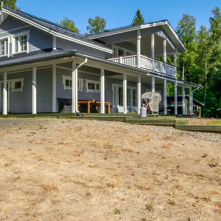 Isokoskelo By Interhome *